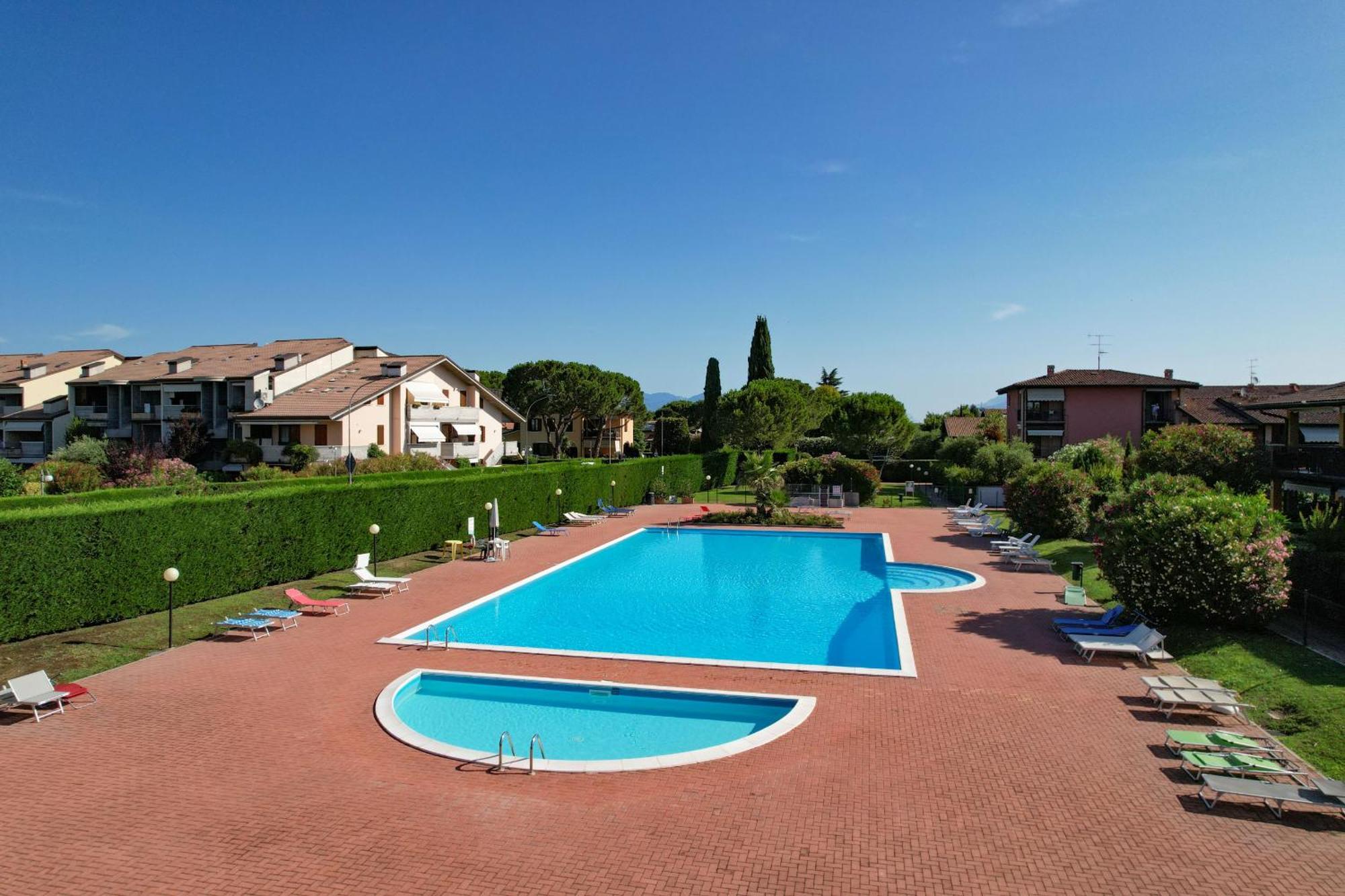 Appartamento Al Cascinale Desenzano del Garda Esterno foto