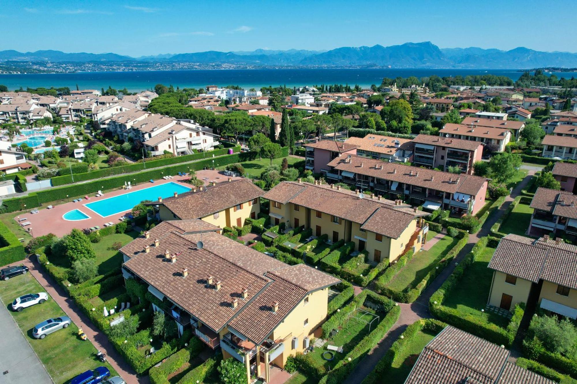Appartamento Al Cascinale Desenzano del Garda Esterno foto
